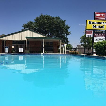 Homestead Motel Dubbo Bagian luar foto