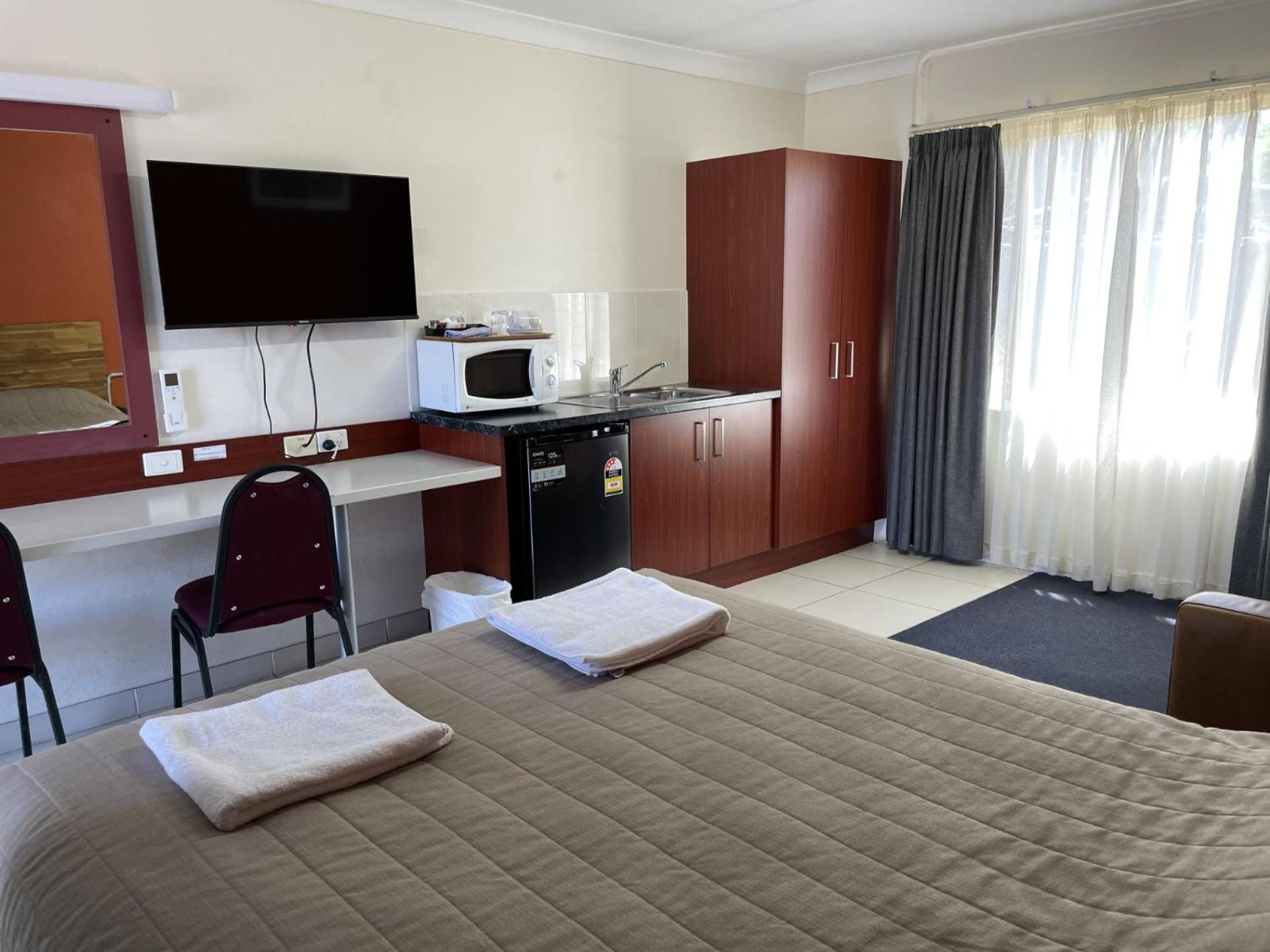 Homestead Motel Dubbo Bagian luar foto