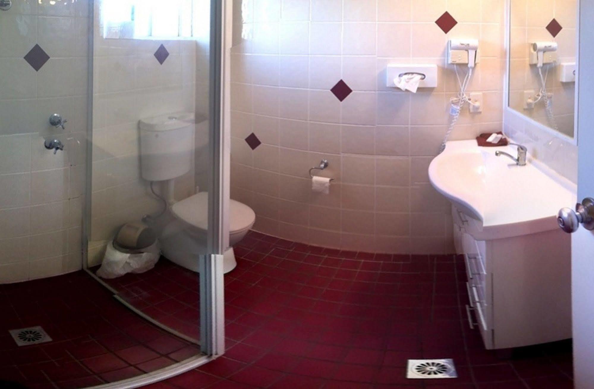 Homestead Motel Dubbo Bagian luar foto